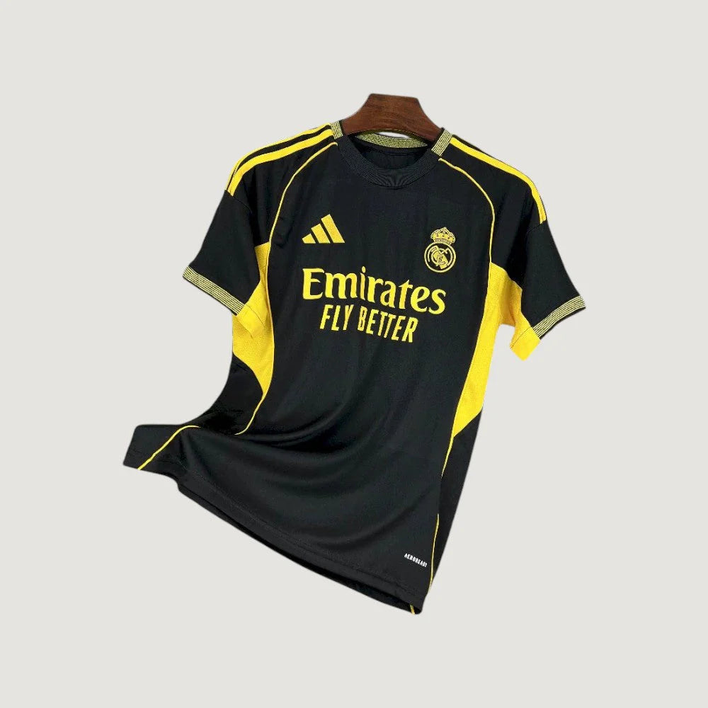 Real Madrid – Maillot Third 25/26 – Noir & Jaune
