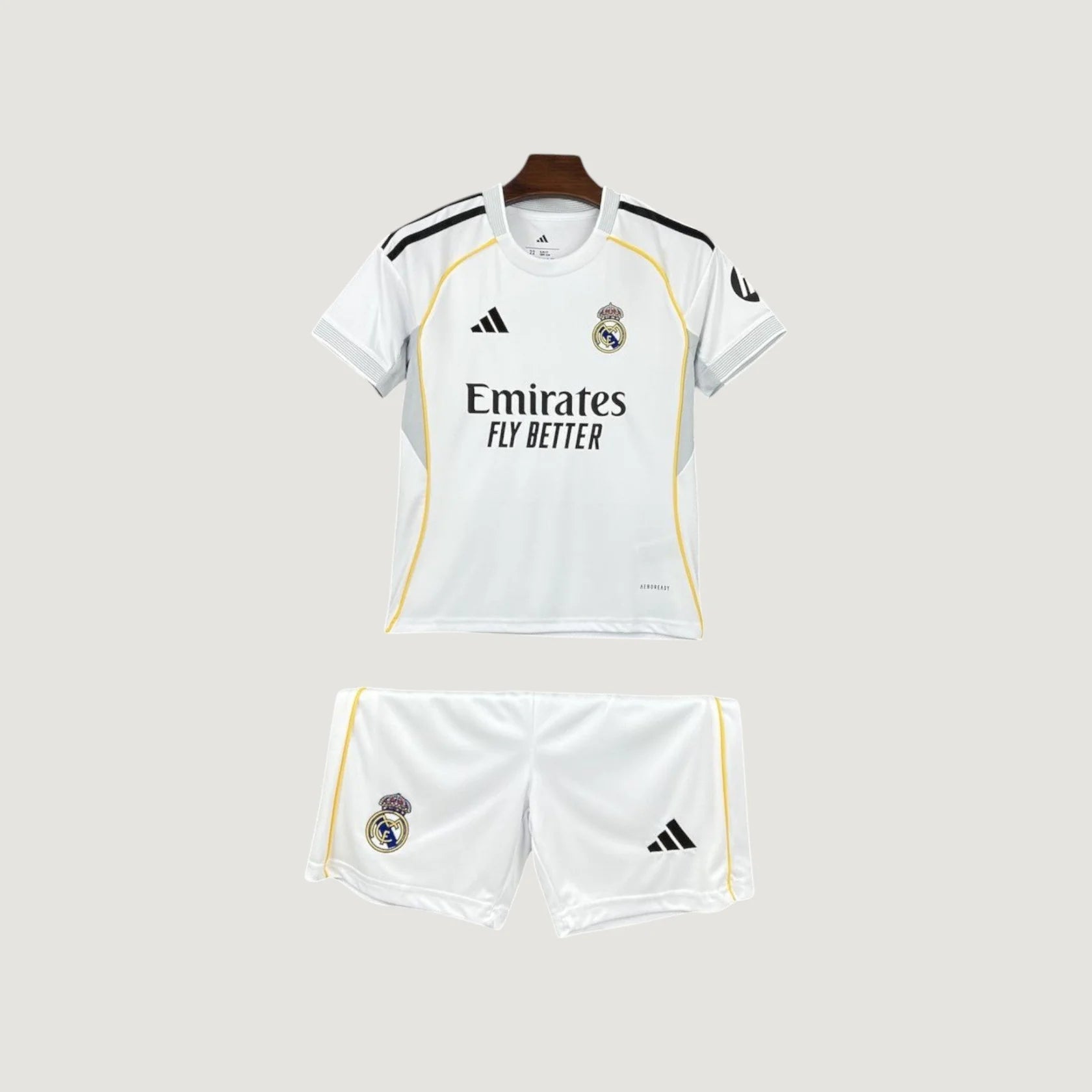 Real Madrid – Ensemble Domicile 25/26 Enfant – Blanc & Jaune