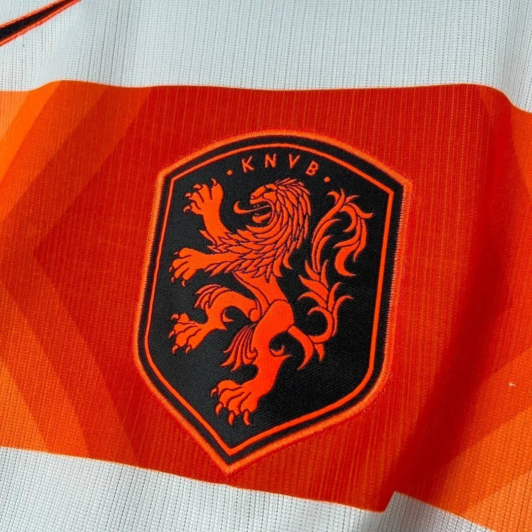Pays-Bas – Maillot Extérieur Coupe du Monde 2026 – Blanc, Orange