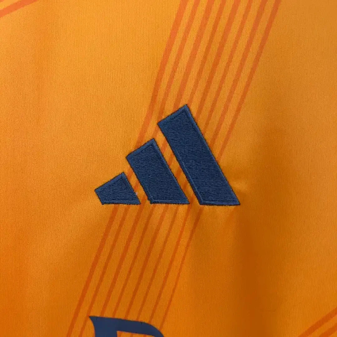 Real Madrid - Domicile 24/25 - Orange